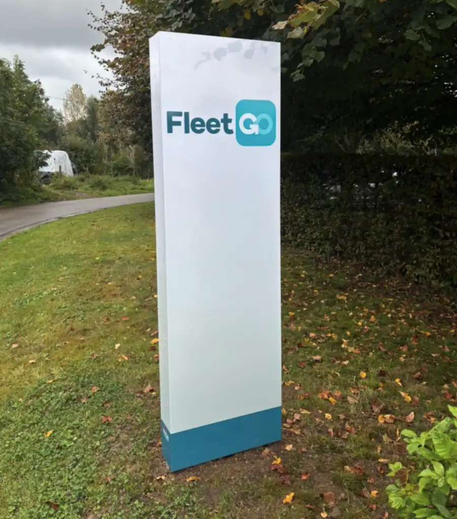 FleetGO Belgium Sign Entrance